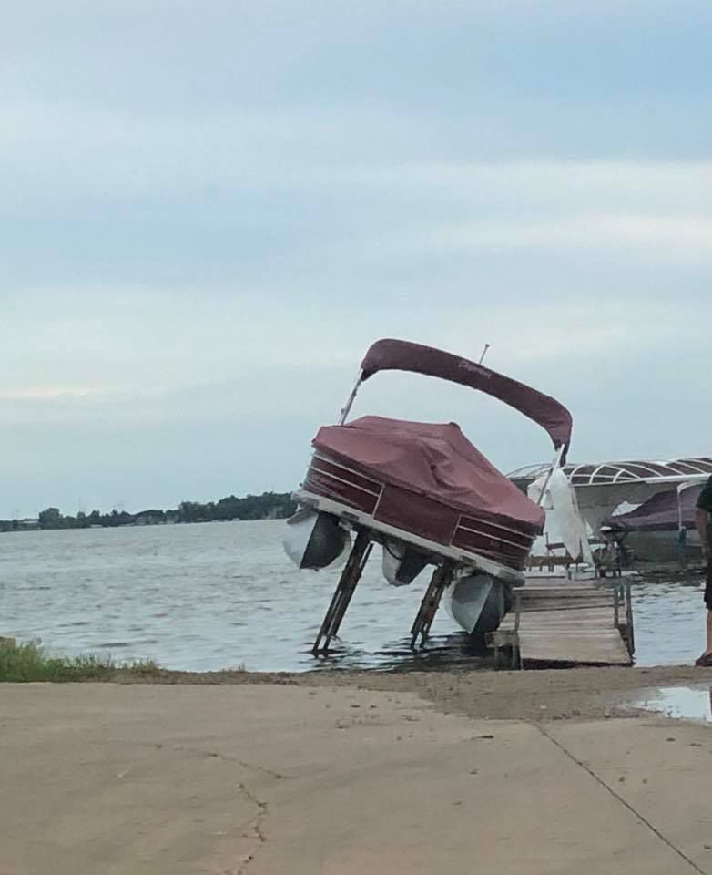 Tilted dock